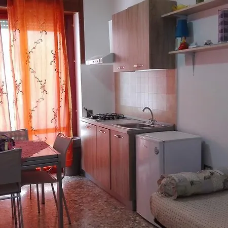 La Enza Guest house *